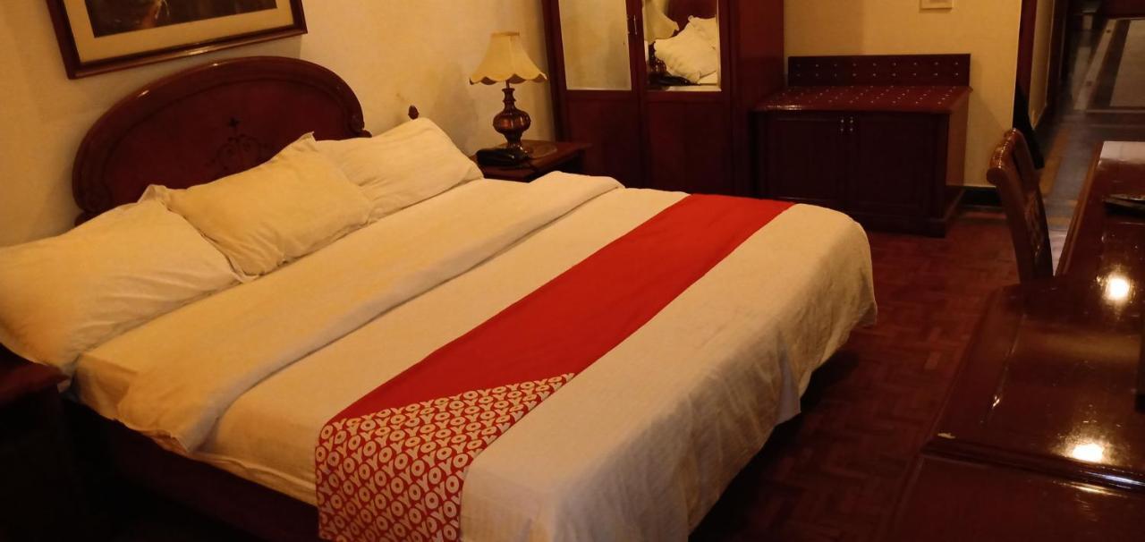 Hotel Fabexpress Kwality Regency Chandīgarh Exterior foto