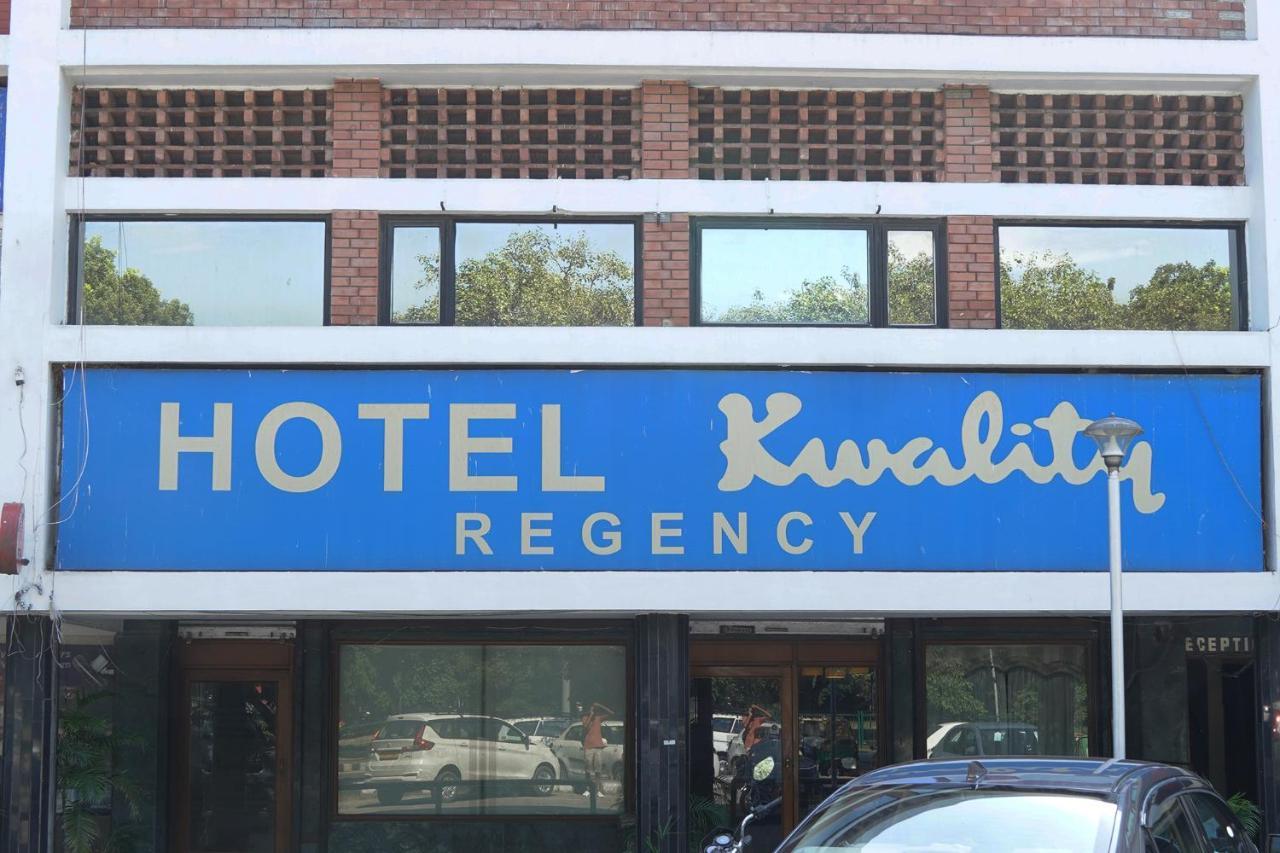 Hotel Fabexpress Kwality Regency Chandīgarh Exterior foto